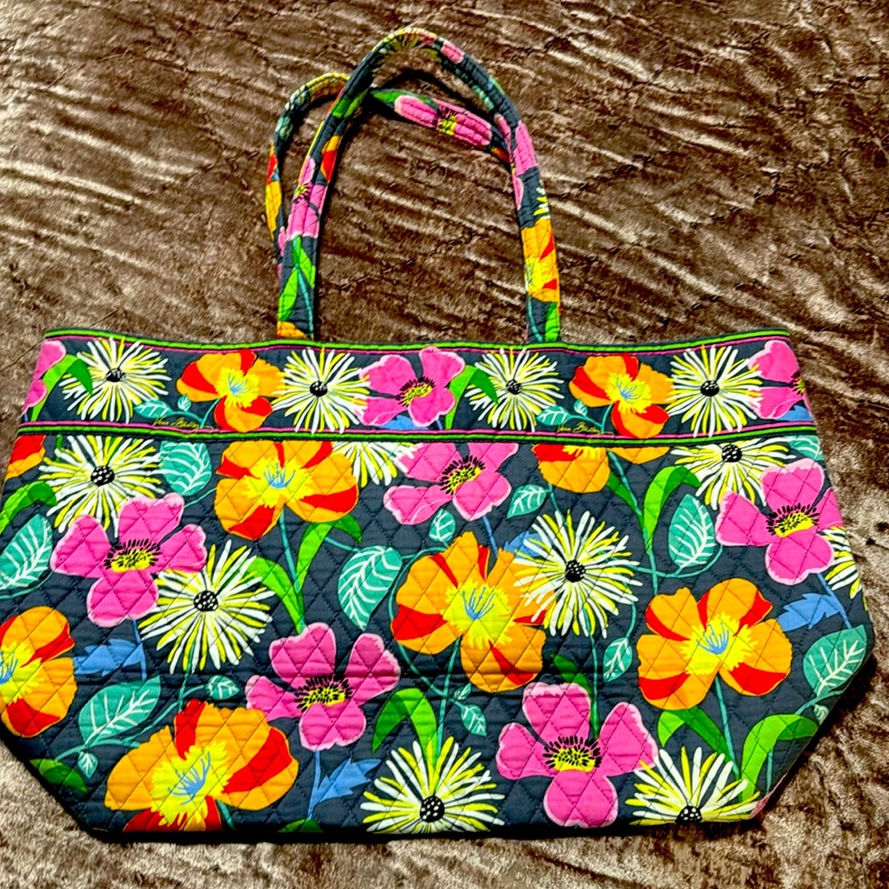Large Vera Bradley bag